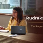 Rudralife consultant explaining Rudraksha for Mulank to a devotee