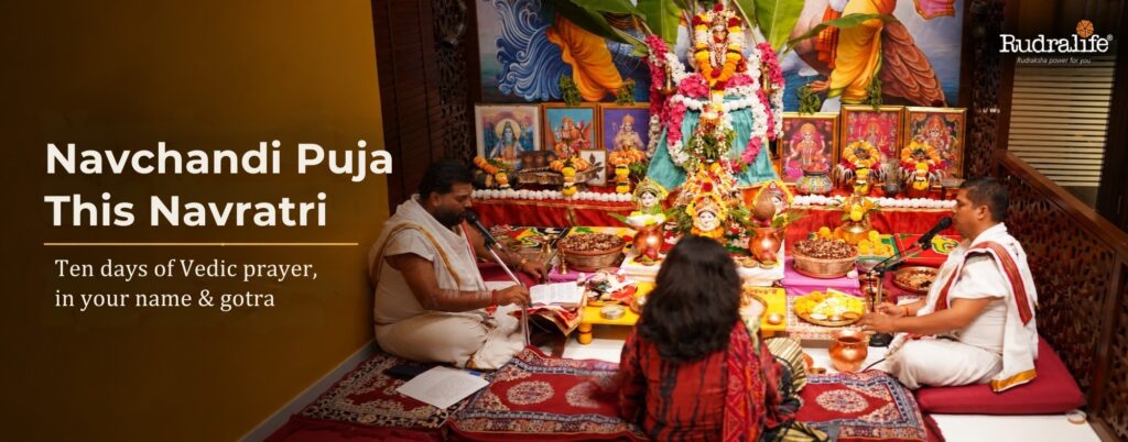 Rudralife pandits performing Navchandi Puja alongside the Navratri puja vidhi